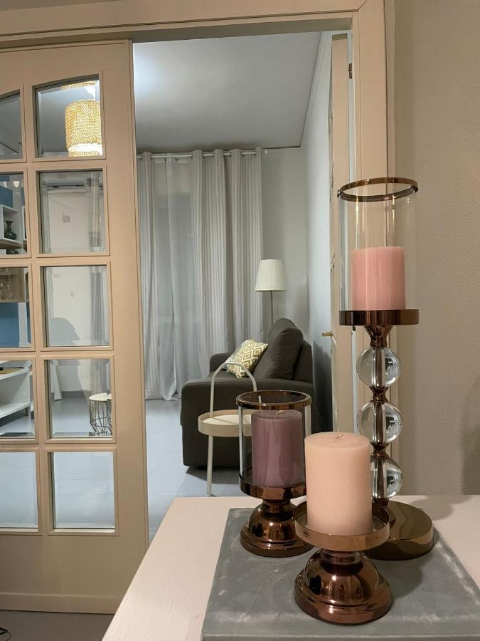 Casa Di Nonna: Appartamento Napoli Bagian luar foto
